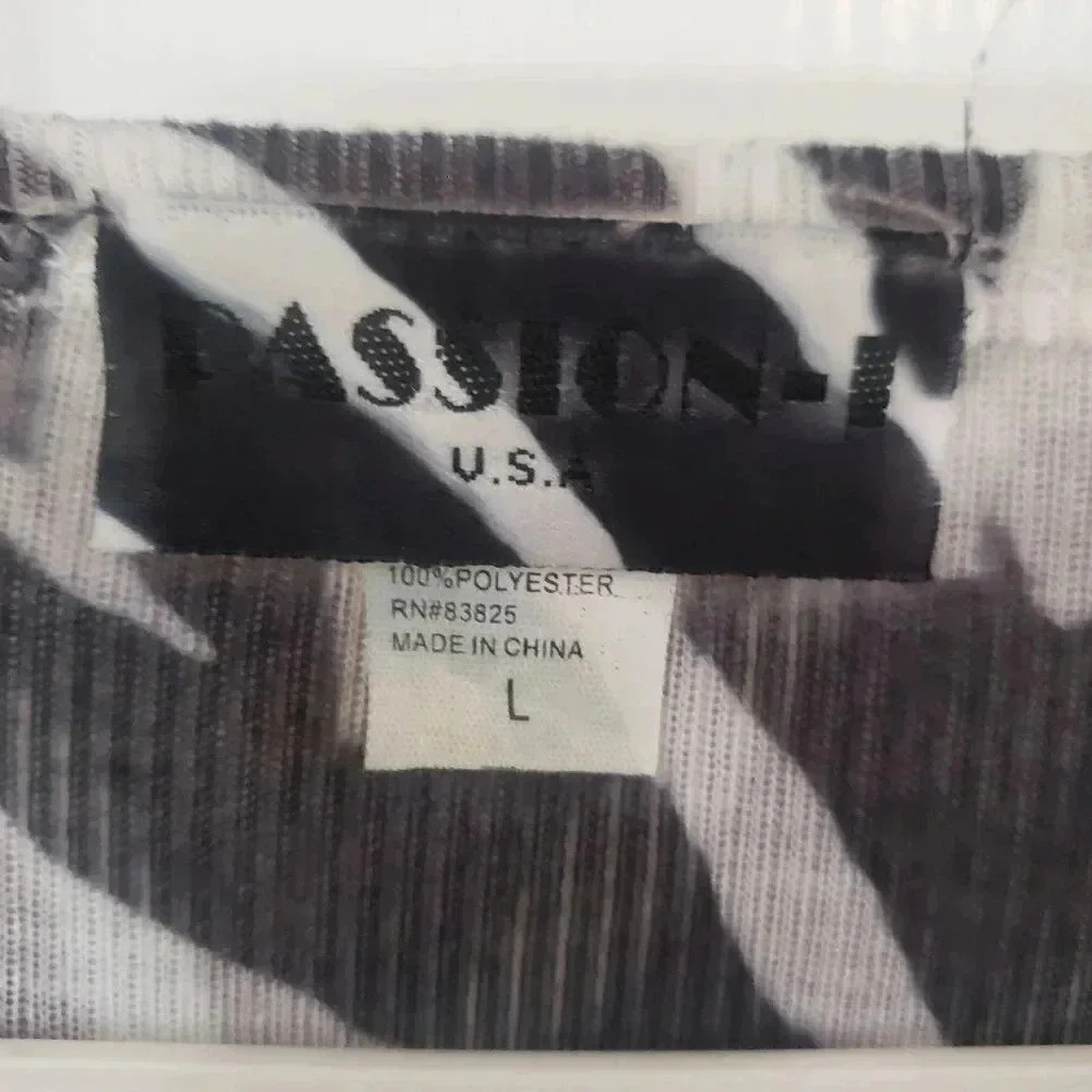 Passion-I Zebra Sequin Thermal Top - Picture 4 of 6